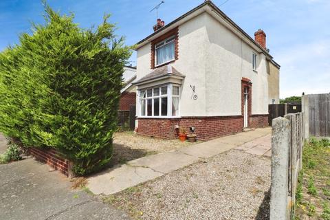 4 bedroom detached house for sale, Bayard Avenue, Brightlingsea, CO7