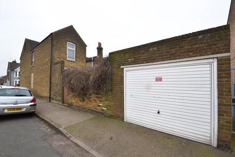 44 Coronation Road, Sheerness, ME12 2QW