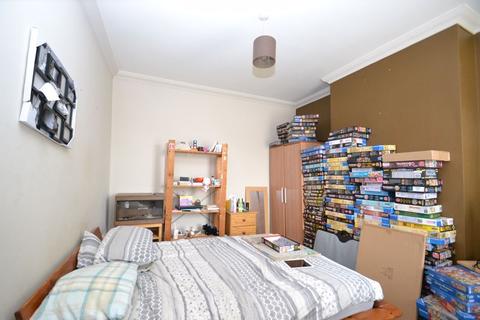 44 Coronation Road, Sheerness, ME12 2QW