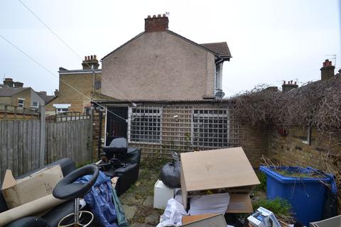 44 Coronation Road, Sheerness, ME12 2QW