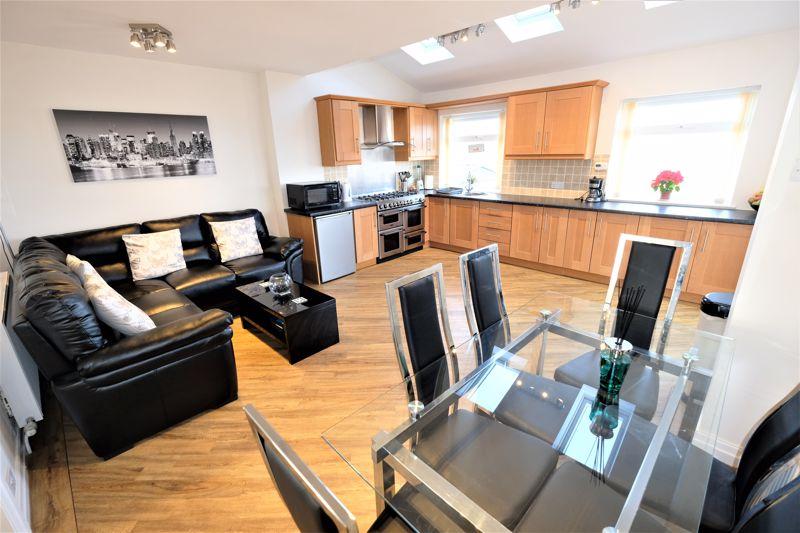 Lawefield Crescent, Clifton, Manchester 3 bed semidetached house £