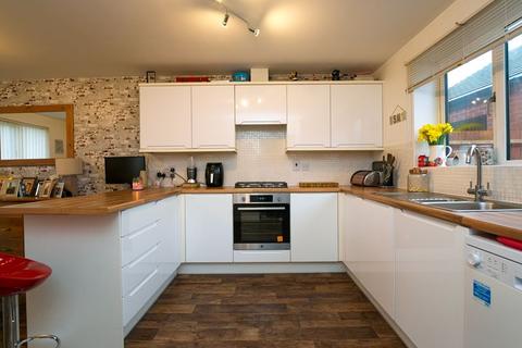 26 Beddall Way, Ketley, Telford, TF1 5FN