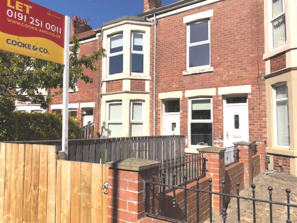 Cambridge Avenue, Whitley Bay 2 bed flat £595 pcm (£137 pw)