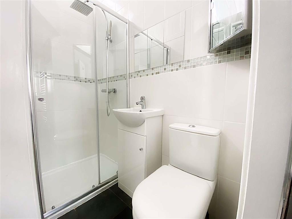 Shower/WC