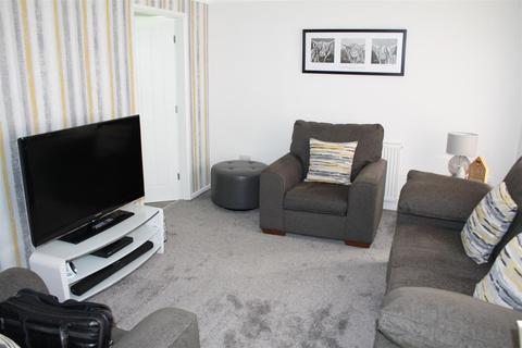 16 Graham Drive, Rhyl, LL18 3RT