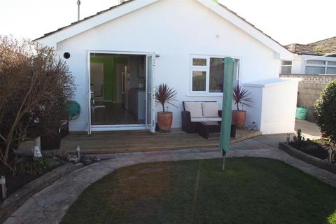 16 Graham Drive, Rhyl, LL18 3RT