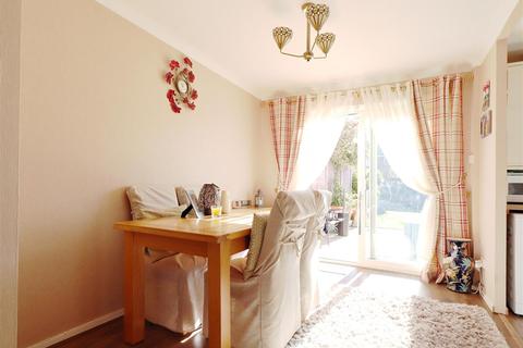 26 Sinclair Way, Lane End, Dartford, DA2 7JS