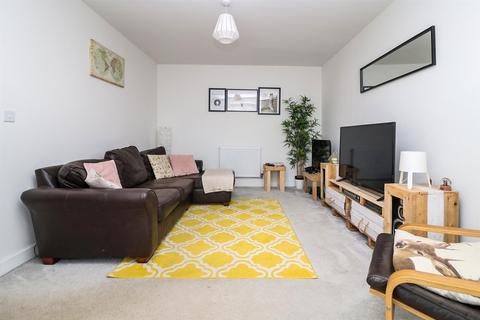 9 Orchard Way, Boreham, Chelmsford, CM3 3GQ