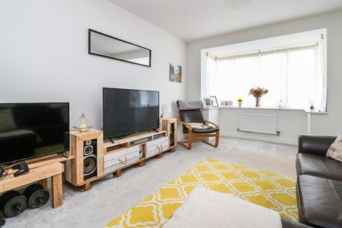 9 Orchard Way, Boreham, Chelmsford, CM3 3GQ