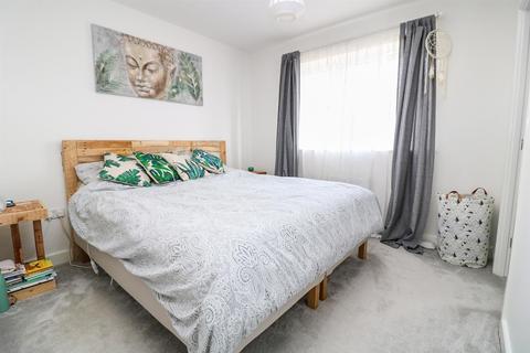 9 Orchard Way, Boreham, Chelmsford, CM3 3GQ