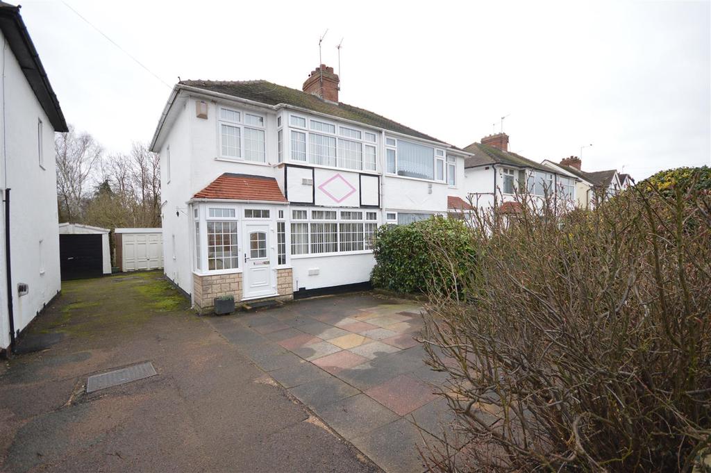 The Radleys, Birmingham 3 bed semidetached house £180,000
