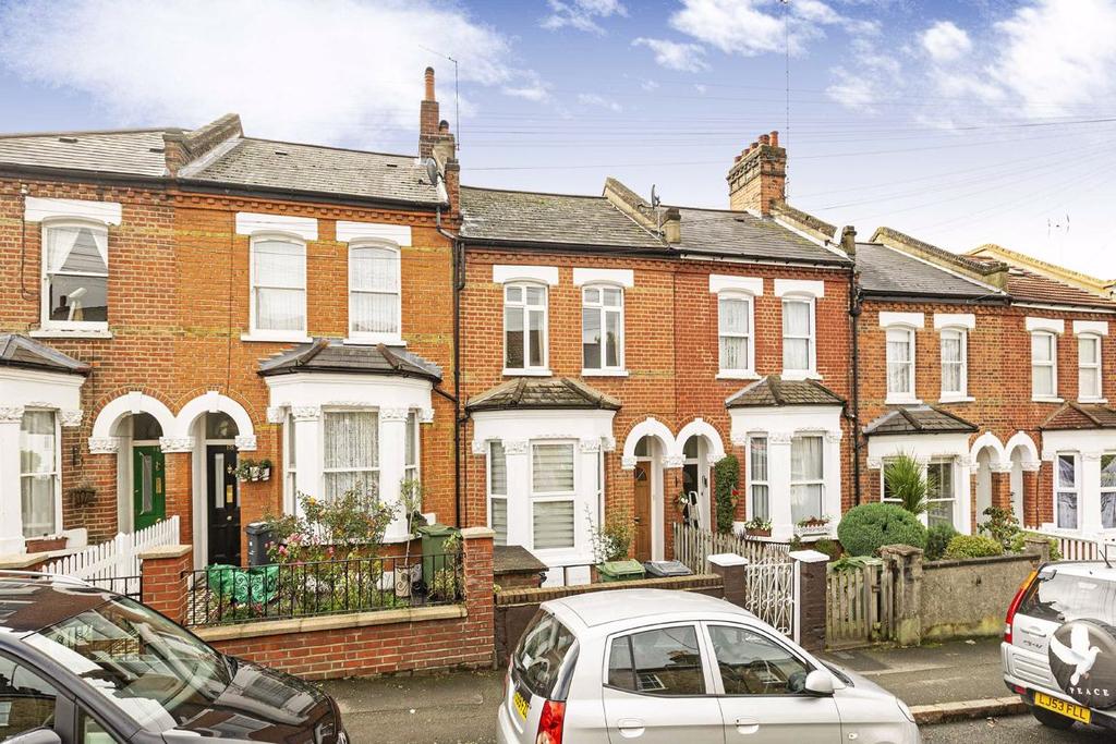 Wellfield Road, Streatham, London 2 bed flat £1,200 pcm (£277 pw)
