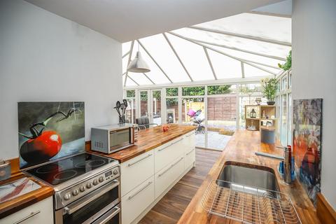98 Beech Road, Sale, M33 2FA