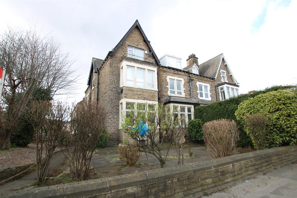 Bradford Road, Shipley 1 bed flat £380 pcm (£88 pw)