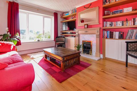 28 Bramble Rise, Brighton, BN1 5GF