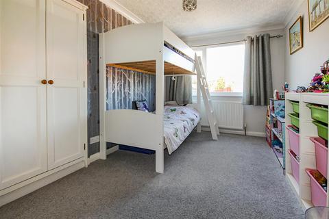 28 Bramble Rise, Brighton, BN1 5GF