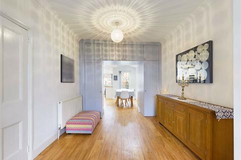 122 Fairview Road, Cheltenham, GL52 2EU