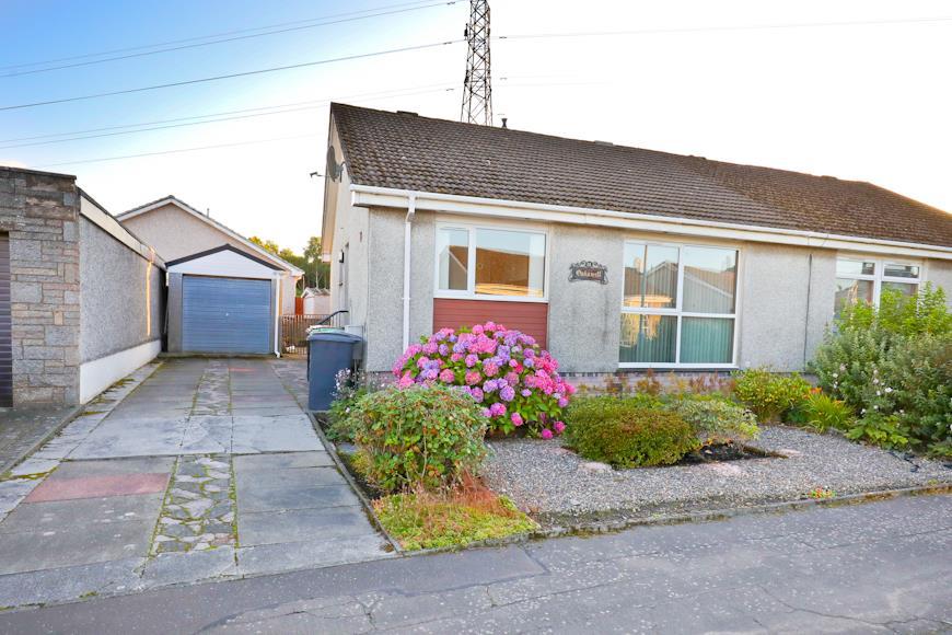Cedar Crescent, Thornton, Kirkcaldy 2 bed semidetached bungalow £119,995