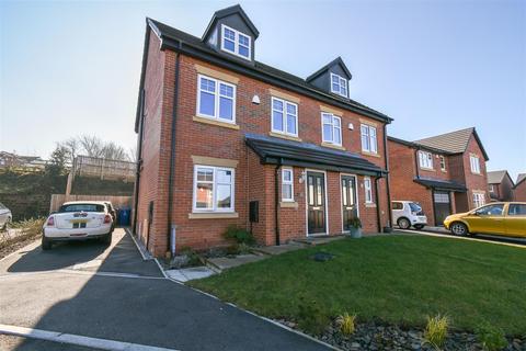 32 Eclipse Road, Blackburn, BB2 5EZ