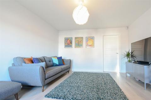 32 Eclipse Road, Blackburn, BB2 5EZ