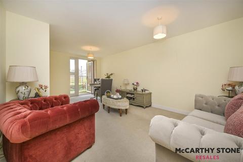 1 bedroom apartment for sale, Eleanor House, London Road, St. Albans . AL1 1NR