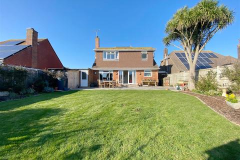 111 Alinora Crescent, Goring By Sea, Worthing, BN12 4HJ