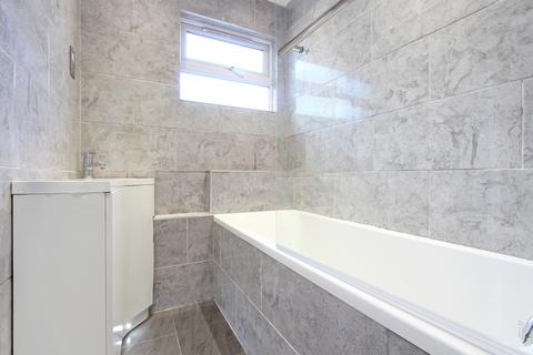 28 Willow Road, London, W5 4PD