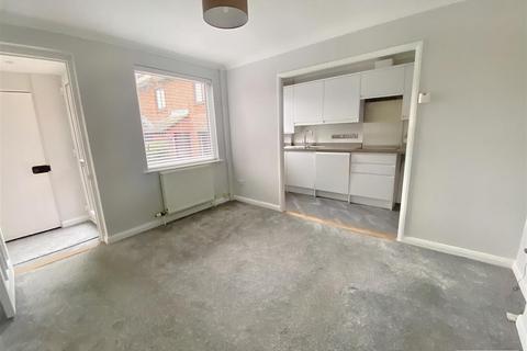 28 Nurseries Close, Topsham, Exeter, EX3 0NE