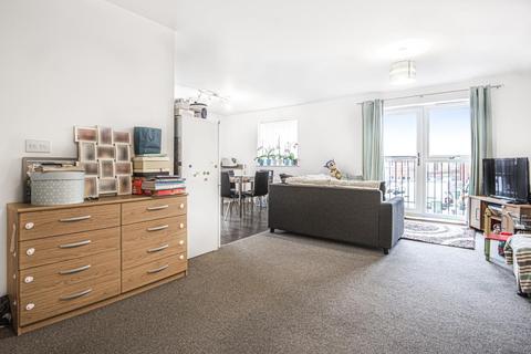 35 Boldison Close, Aylesbury, HP19 8JL