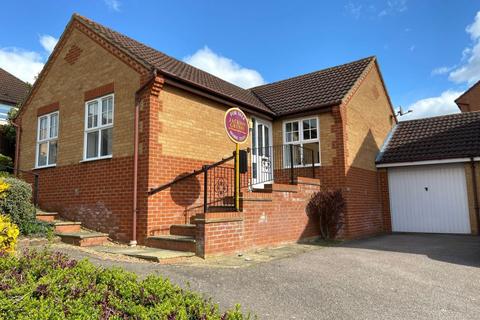 20 Campanula Close, Northampton, NN3 3QG