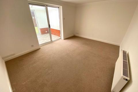 20 Campanula Close, Northampton, NN3 3QG