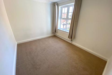 20 Campanula Close, Northampton, NN3 3QG