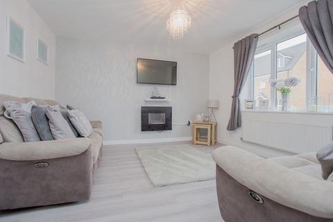 62 Bellona Drive, Peterborough, PE2 8FU