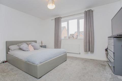 62 Bellona Drive, Peterborough, PE2 8FU