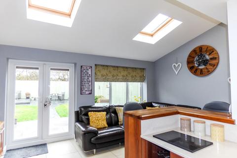 22 Barnard Close, Bedlington, NE22 6NE