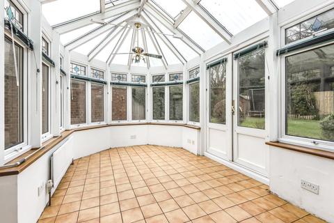 13 The Mead, Beckenham, BR3 5PE