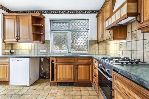 13 The Mead, Beckenham, BR3 5PE