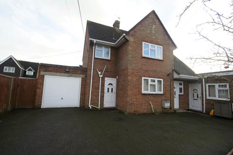 1 bedroom flat to rent, Acre Path, Andover, SP10