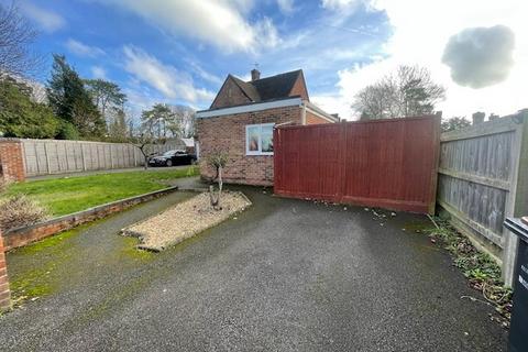 1 bedroom flat to rent, Acre Path, Andover, SP10