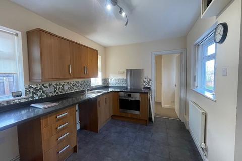1 bedroom flat to rent, Acre Path, Andover, SP10