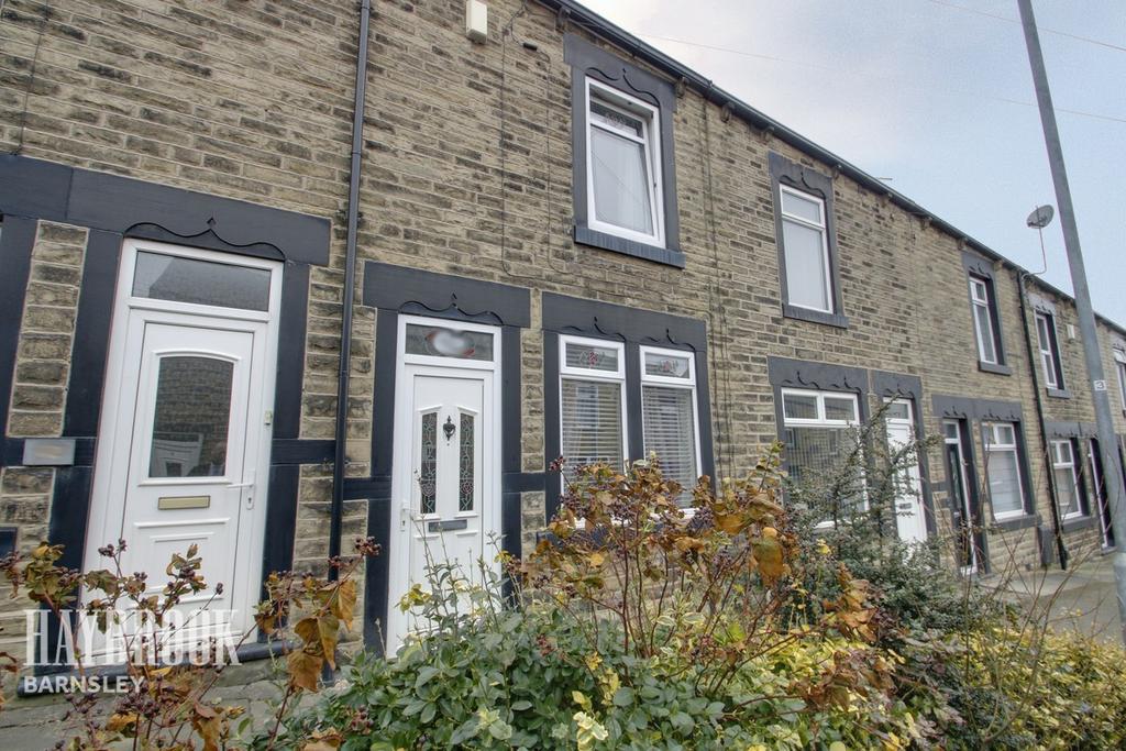 St Edwards Avenue, Barnsley 2 bed terraced house £95,000