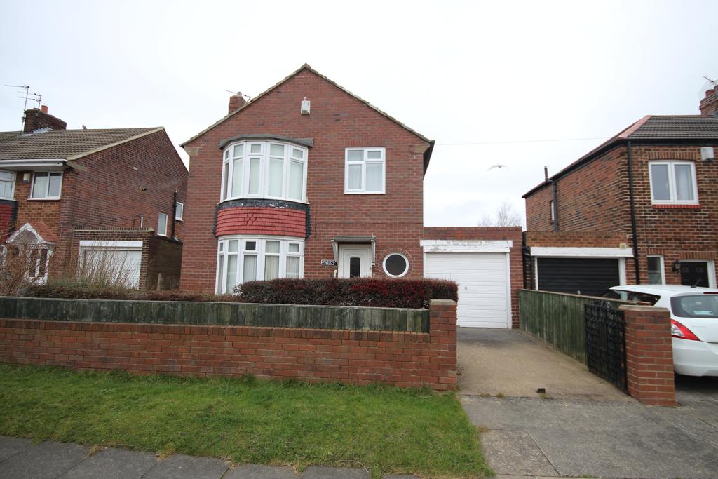 Sandringham Drive, West Monkseaton... 3 bed detached house £250,000