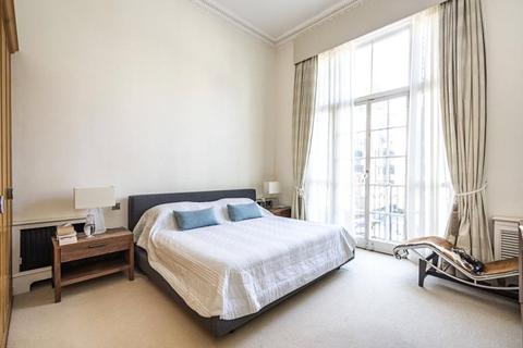 1 bedroom apartment to rent, Ennismore Gardens, London, SW7