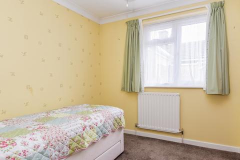 39 Beechfield, Newton Toney, Salisbury, SP4 0HQ