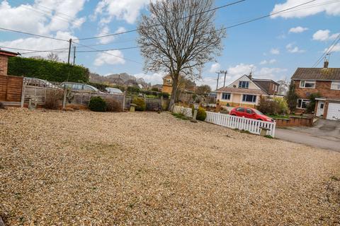 39 Beechfield, Newton Toney, Salisbury, SP4 0HQ