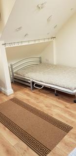 Studio to rent, Luton, LU3 1DN