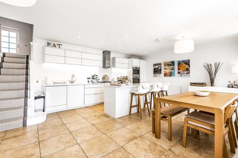 32 Quoitings Drive, Marlow, SL7 2PE