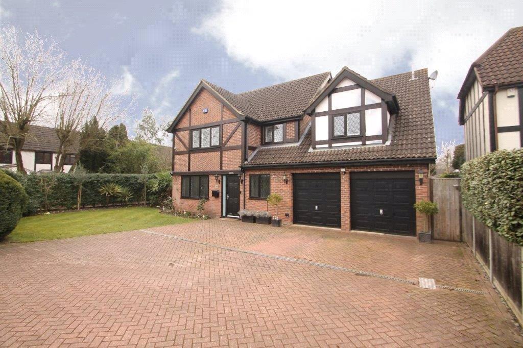 Lansdowne Road, Frimley, Camberley, Surrey, GU16 5 bed detached house
