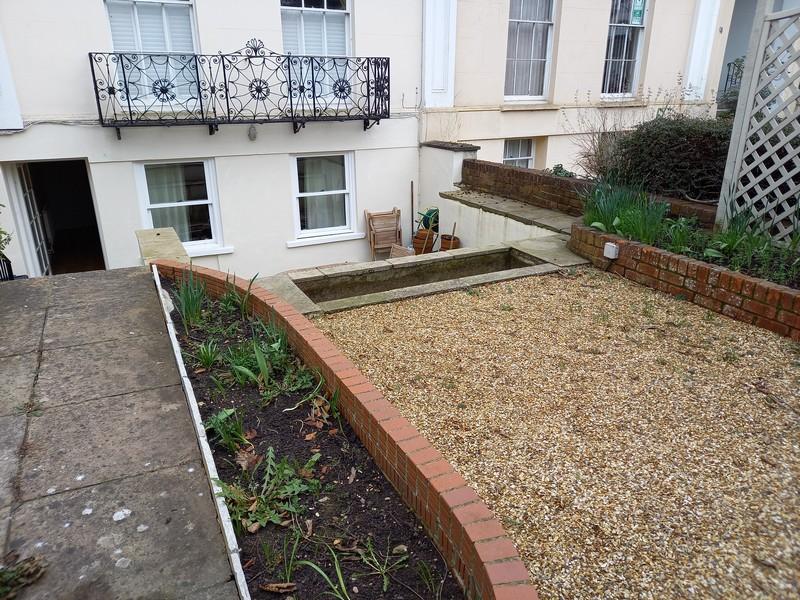 Garden / front of Property