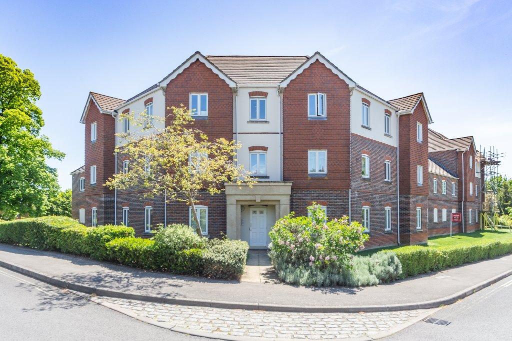 Denning Mead, Andover, SP10 2 bed flat £900 pcm (£208 pw)
